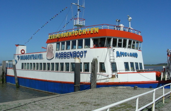 Robbenboot ms ameland overtocht schiermonnikoog ameland